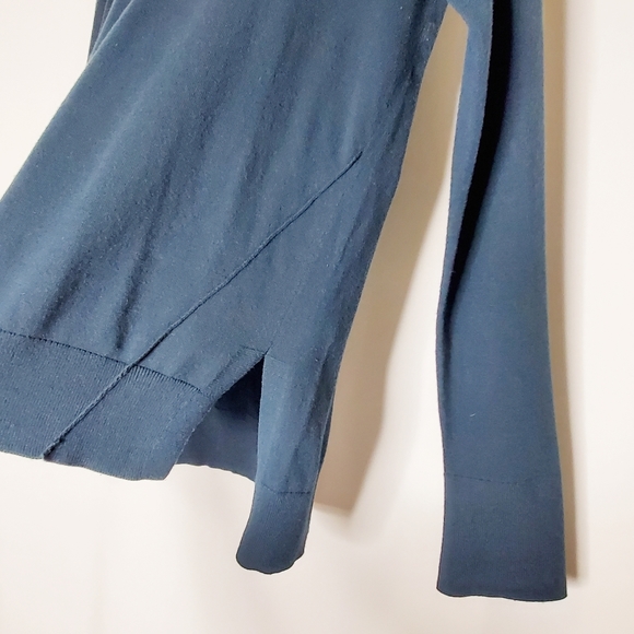 Green/Blue Loft Crew Sweater - Sz XS (EUC) - Picture 4 of 9